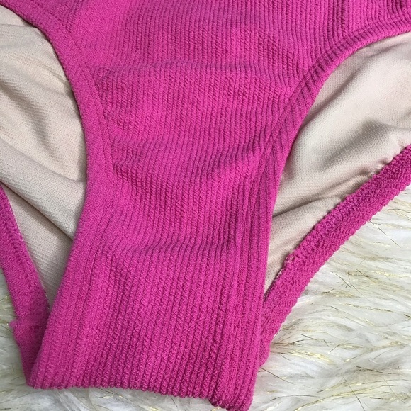 Free Press Brandi textured pink bikini bottoms - Picture 3 of 7